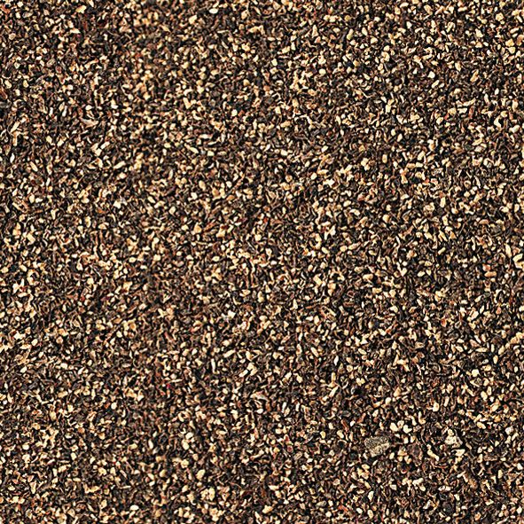 Pepper black, coarsely ground