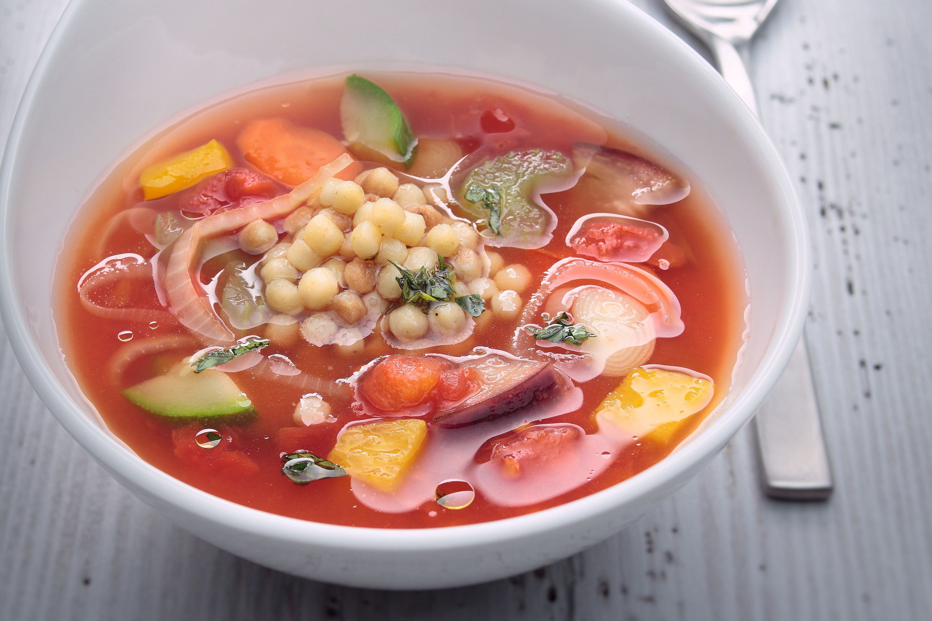 Minestrone – Italienische Gemüsesuppe mit Fregola Sarda – Rezepte ...
