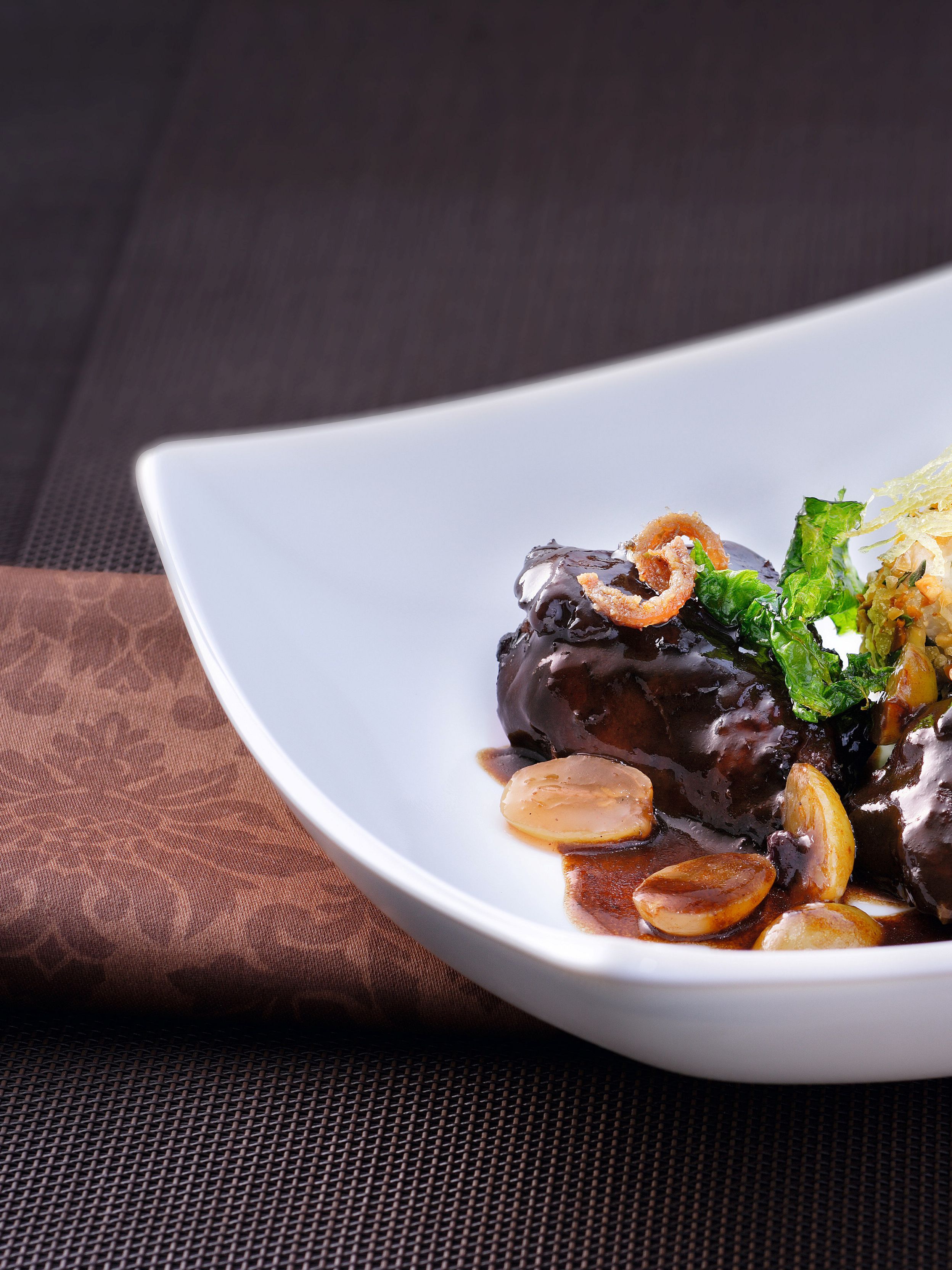 Sauerbraten von der Gänsekeule