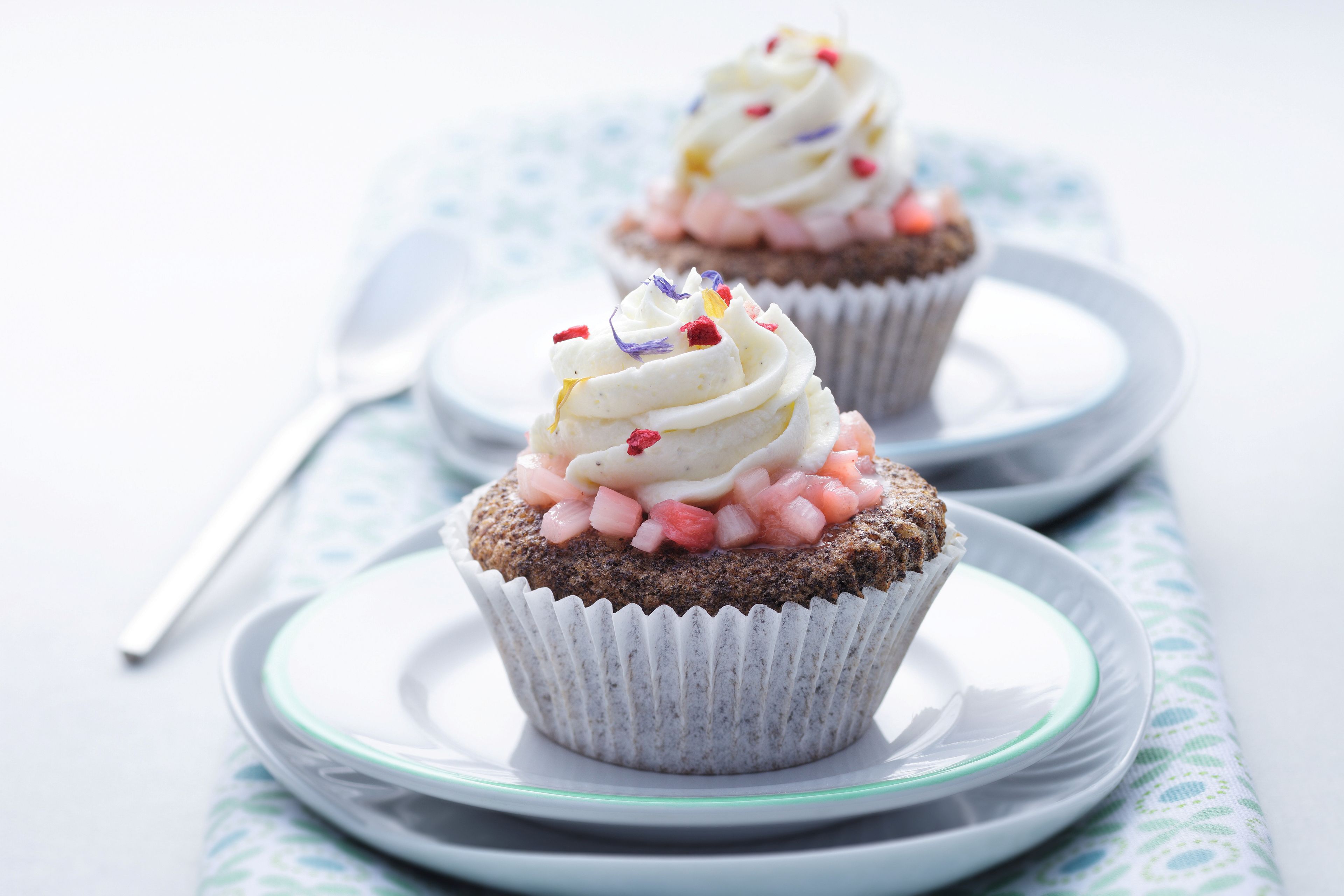 Mohn-Cupcake