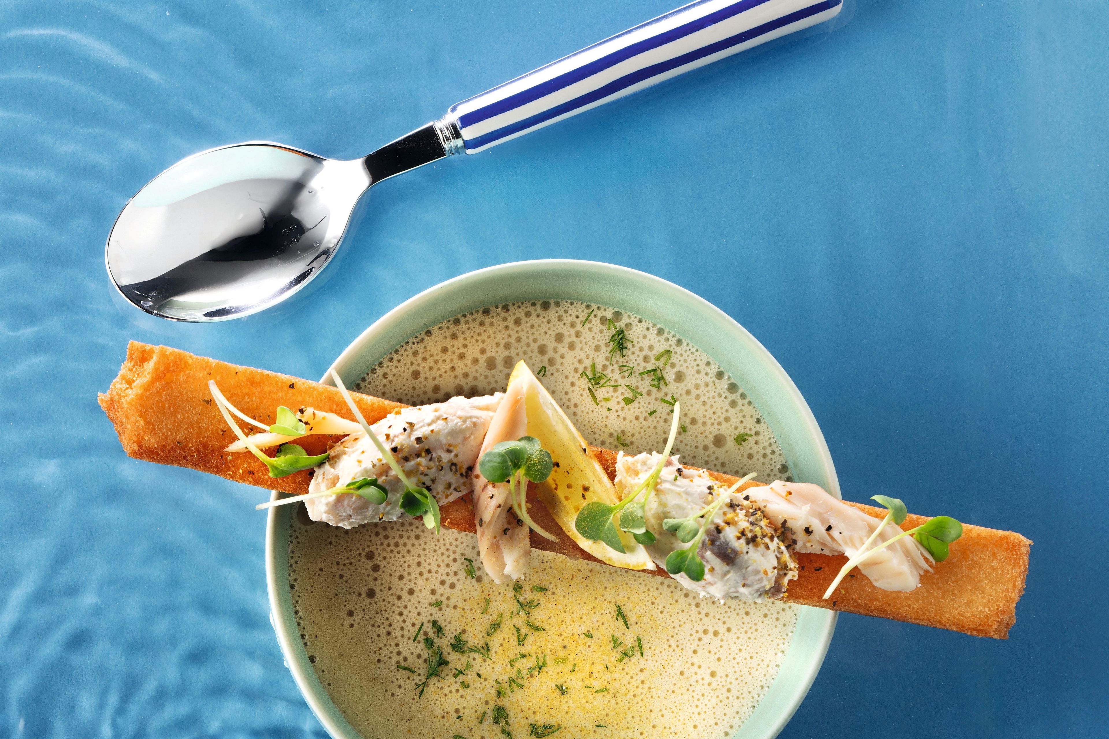 Schaumsuppe von der Räucherforelle